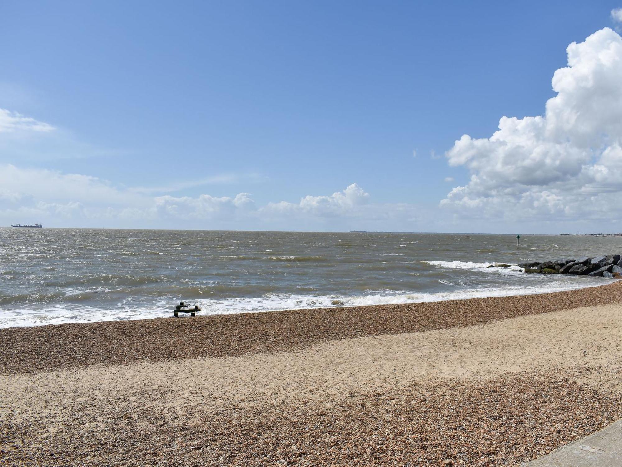 Beach View Cottage フェリックストウ エクステリア 写真